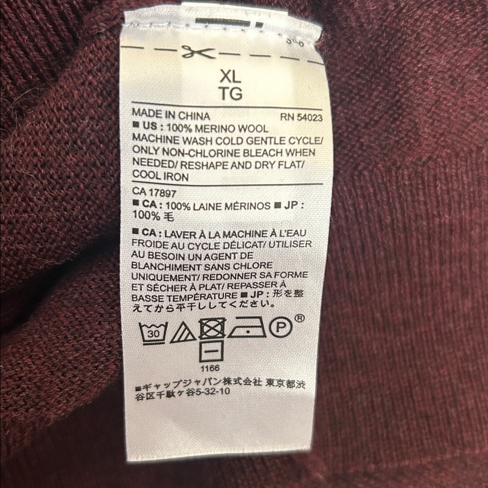 Banana Republic Men’s Burgundy Merino Wool V-Neck Sweater Sz XL - Picture 7 of 9